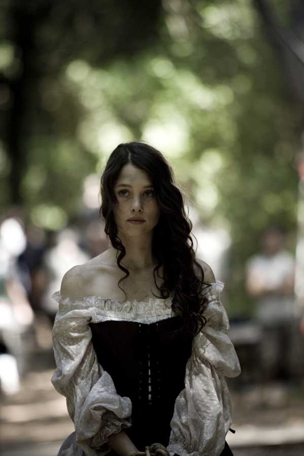 阿斯特丽德·伯格斯·弗瑞斯贝/Astrid Berges-Frisbey-6-65